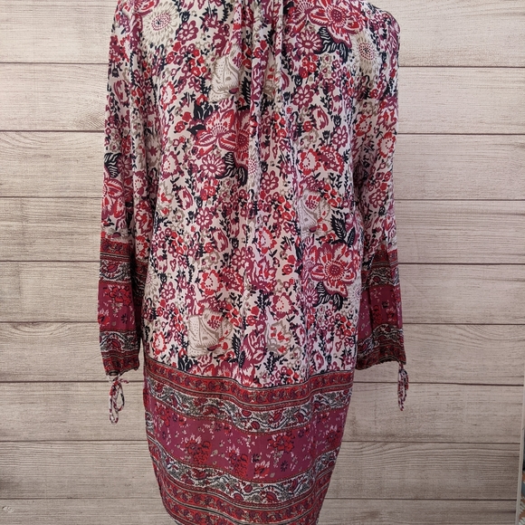 Lucky Brand top size medium, pink floral - Picture 3 of 12
